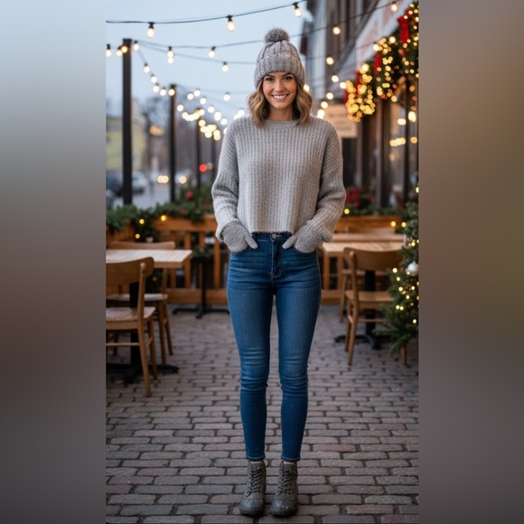 NWT- RSQ Crop Lurex Pullover Knit Sweater - Picture 5 of 14